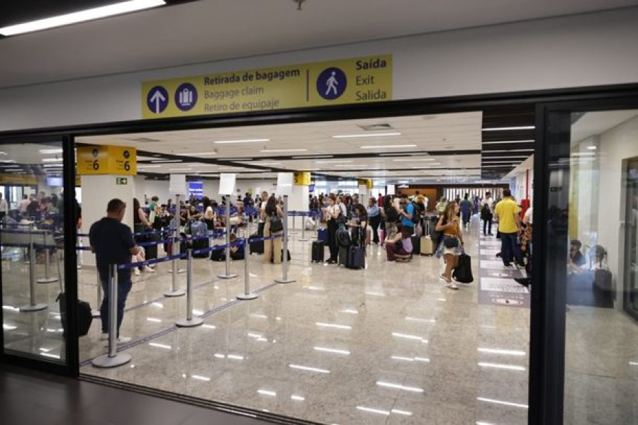 Feriado deve levar quase 32 mil passageiros ao aeroporto de Foz do Iguaçu até segunda