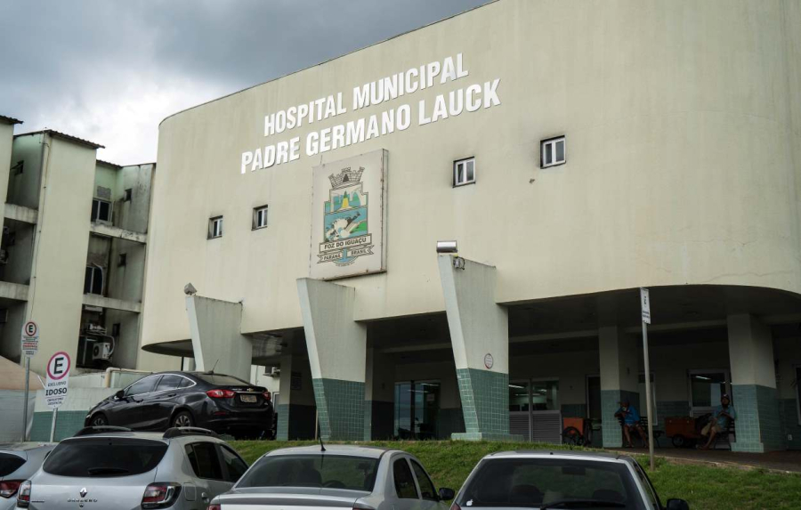 Hospital atualiza estado de saúde das vítimas feridas em acidente na Felipe Wandscheer